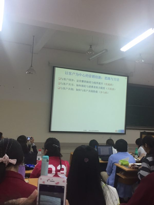 探花av