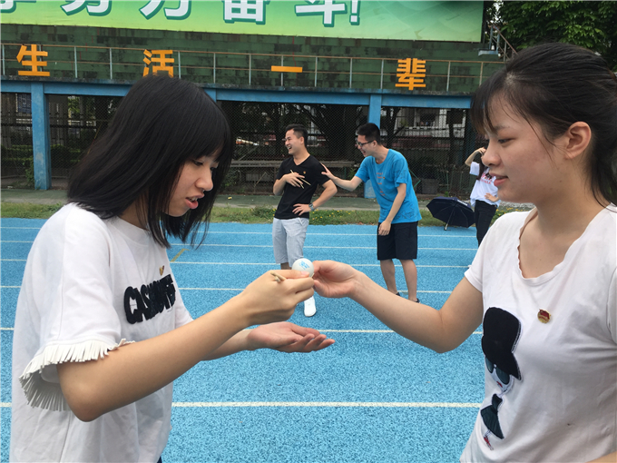 探花av